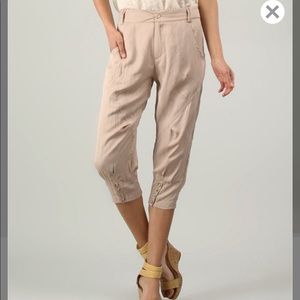 NWT L33 Lightweight Capri Pants US 6
